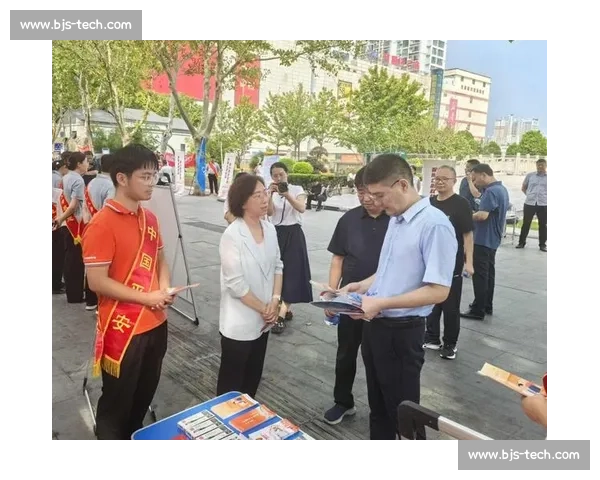 平安产险三门峡中支亮相 “科技金融杯”,以球会友展风采 平安产险三门峡中支亮相 “科技金融杯”,以球会友展风采